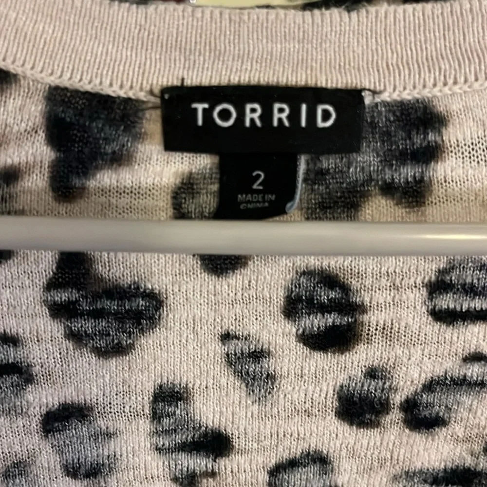 Leopard Print Button-Up Cardigan - Picture 2 of 2